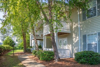 Briarwood Apartments in Fort Payne, AL - Building Photo - Building Photo