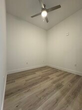 65 NW 31st St, Unit OA2 in Miami, FL - Building Photo - Building Photo