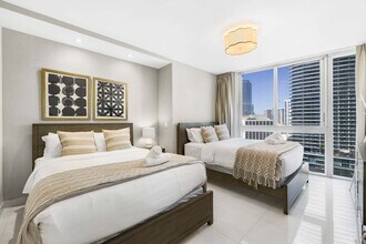 485 Brickell Ave in Miami, FL - Building Photo - Building Photo