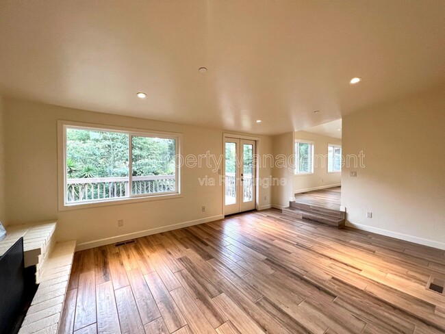 1291 Josselyn Canyon Rd in Monterey, CA - Building Photo - Building Photo