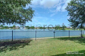 25315 Hamden Valley Dr in Richmond, TX - Building Photo - Building Photo