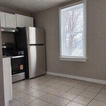 44 Winter St in Fall River, MA - Building Photo - Building Photo