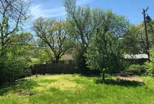 2225 S Broadview St in Wichita, KS - Building Photo