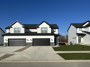 602 Rapp Dr in Mahomet, IL - Building Photo - Building Photo
