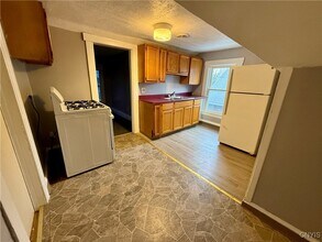 367 Furman St in Syracuse, NY - Building Photo - Building Photo