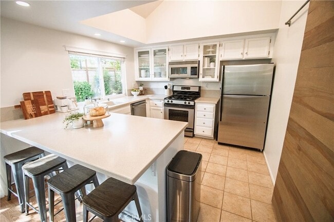 23924 Ranney House Ct in Santa Clarita, CA - Building Photo - Building Photo