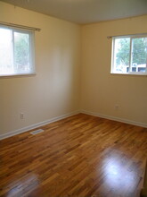 2110 park lane in Holt, MI - Building Photo - Building Photo
