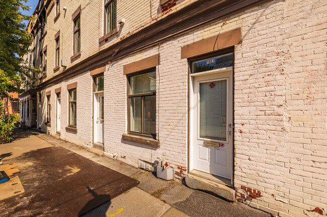 1651-1667 Plessis Rue in Montréal, QC - Building Photo - Building Photo