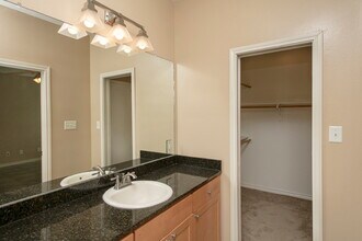 411 Montauk Ct in Bryan, TX - Building Photo - Building Photo