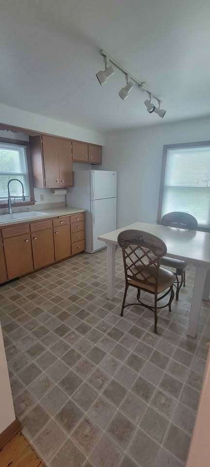 131 Lincoln Ave, Unit Lincoln Ave Upper in Sheboygan, WI - Building Photo - Building Photo