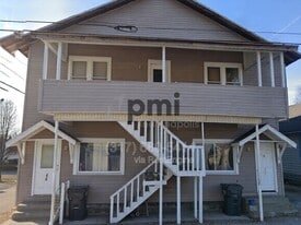 215 Madison Ave in Anderson, IN - Building Photo