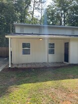 553 Wonder Ln in Irondale, AL - Building Photo