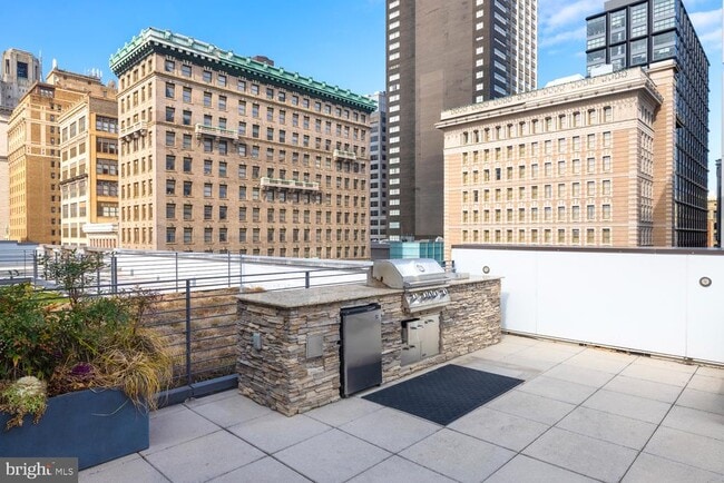 property at 1125 Sansom St