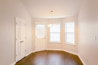 4490 Shadow Glen Cove in Horn Lake, MS - Building Photo - Building Photo