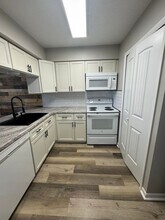 25 Kristin Ln in Eustis, FL - Building Photo - Building Photo
