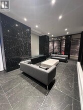 308 Jarvis St in Toronto, ON - Building Photo - Building Photo