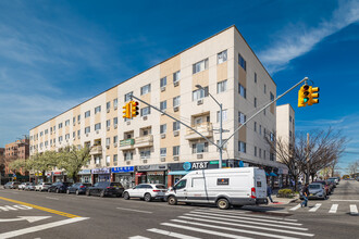 150-09 Northern Blvd in Flushing, NY - Building Photo - Building Photo