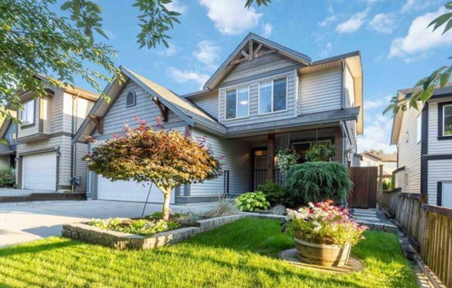 property at 24878 108 Av