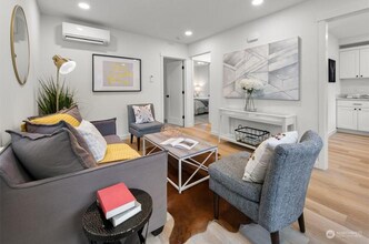 3425 21st Ave S in Seattle, WA - Foto de edificio - Building Photo