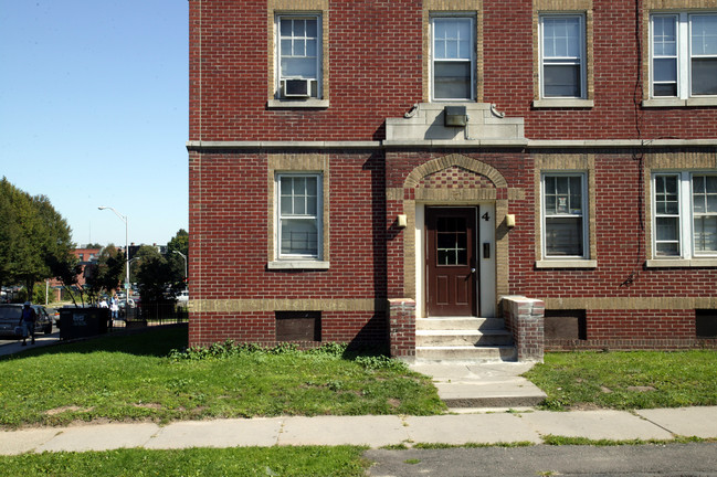 4-8 Lisbon St in Hartford, CT - Foto de edificio - Building Photo