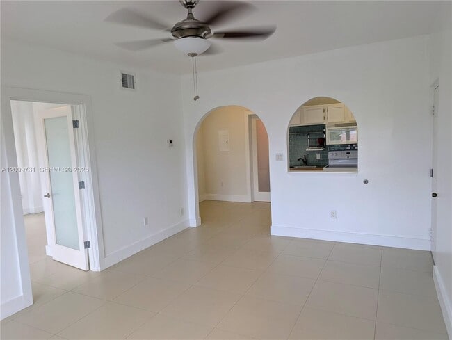 property at 934 Michigan Ave
