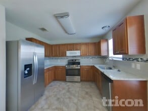 201 Outfitter Dr in Bastrop, TX - Building Photo - Building Photo