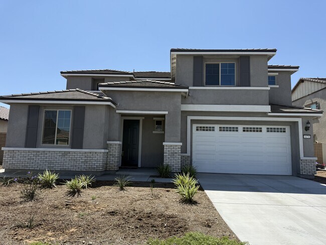 property at 4470 Hickory Ct