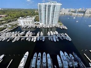 17301 Biscayne Blvd, Unit # 208 in Aventura, FL - Building Photo - Building Photo