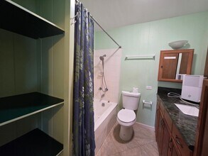 1030 Kahili Pl in Kailua, HI - Building Photo - Building Photo