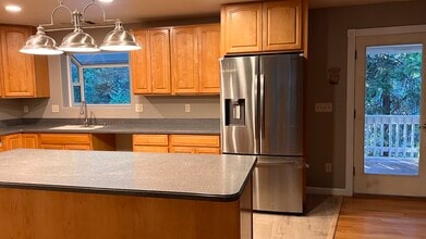 14385 Holmwood Dr in Magalia, CA - Building Photo - Building Photo