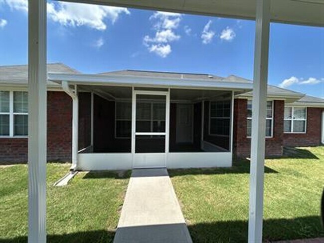 510 Wyckfield Way in Hinesville, GA - Building Photo - Building Photo