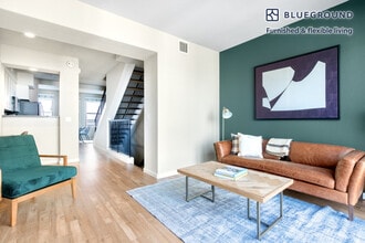 367 Santana Row-Unit -FL1-ID318 in San Jose, CA - Foto de edificio - Building Photo