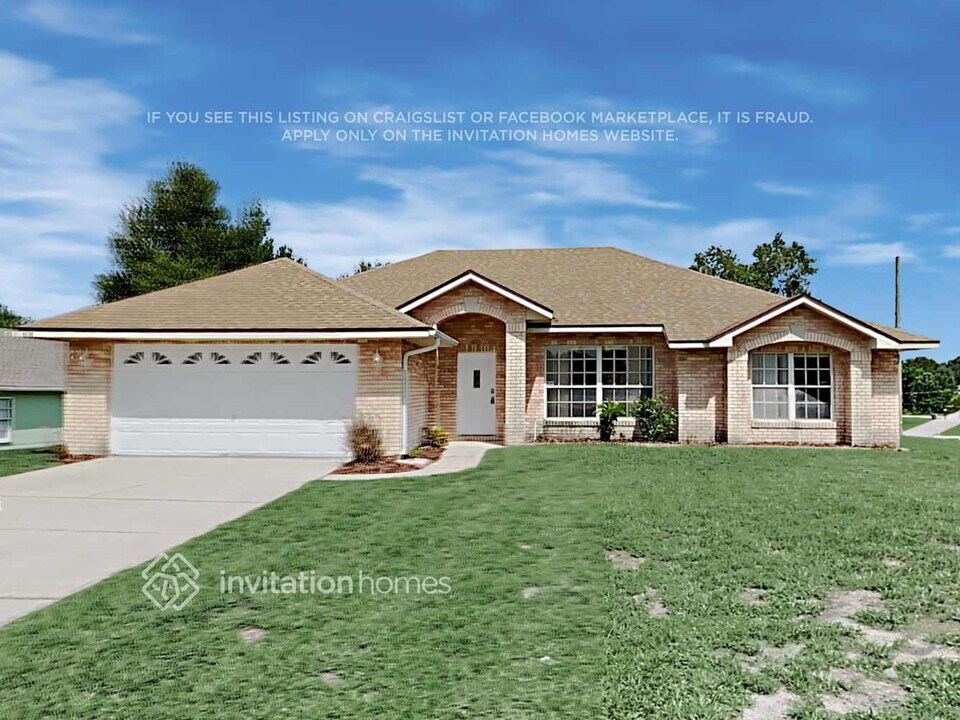 1521 April Ave in Deltona, FL - Building Photo