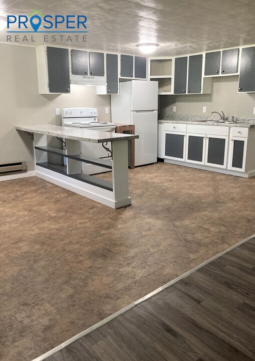 W6018 Feram Rd in Princeton, WI - Building Photo