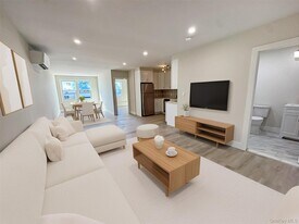 110 Jericho Tpke in Mineola, NY - Building Photo