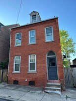 538 W Vine St in Lancaster, PA - Building Photo