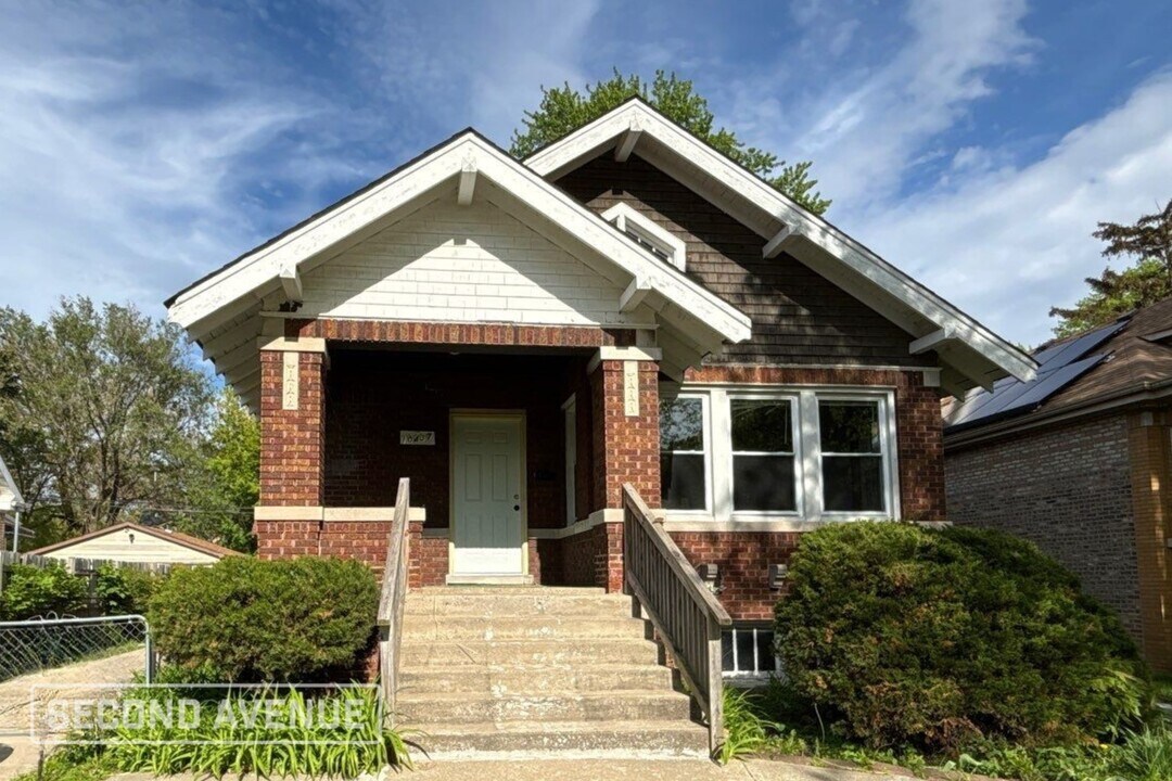 10437 S Wallace St in Chicago, IL - Building Photo