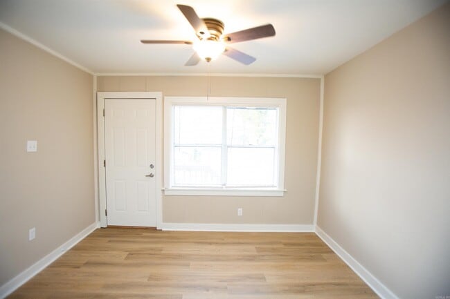 7621 W 44th St in Little Rock, AR - Building Photo - Building Photo