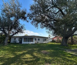 27121 Solomon Dr in Punta Gorda, FL - Building Photo - Building Photo