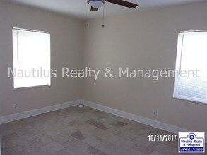 5114 Beach Dr in Panama City Beach, FL - Building Photo - Building Photo