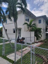 2452 SW 5th St in Miami, FL - Building Photo