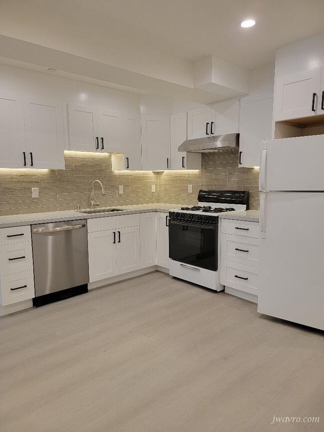 164 Tiffany Ave in San Francisco, CA - Foto de edificio - Building Photo