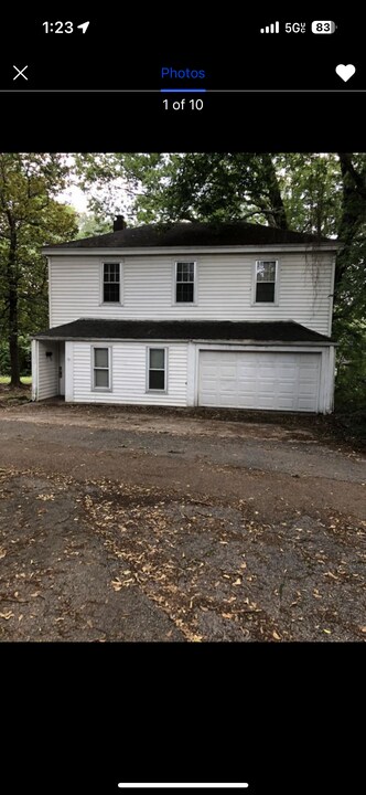 122 Hawthorne St in Jackson, TN - Building Photo