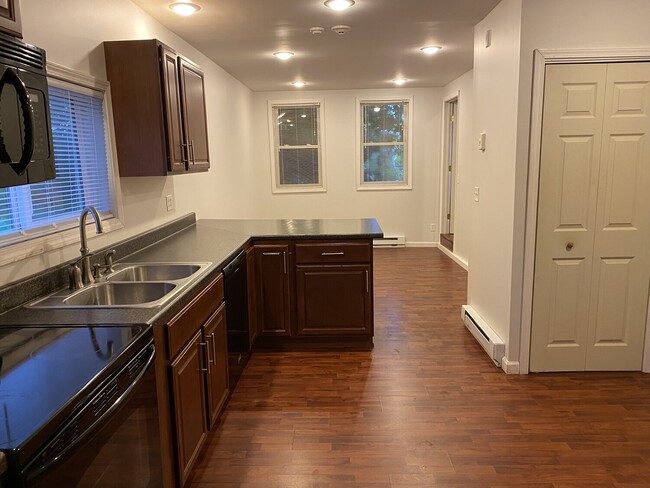 13 Depot St, Unit 1st Story Apt