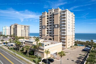 Acquilus II in Jacksonville Beach, FL - Foto de edificio - Primary Photo