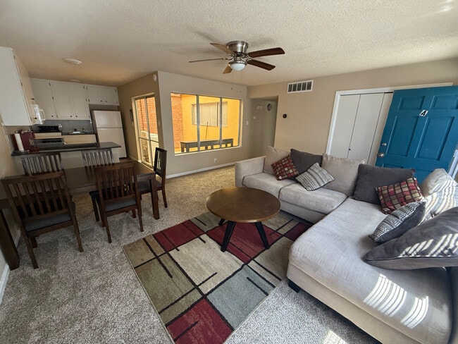 1481 Alamo St in Las Cruces, NM - Building Photo - Building Photo