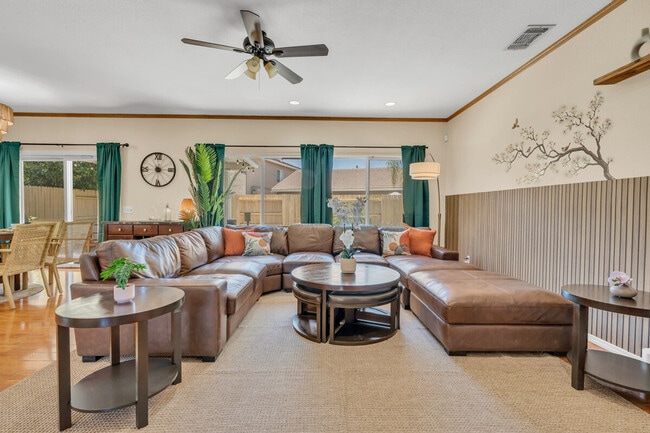 9363 Willow Pond Cir