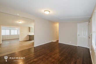 8501 E 91 St in Kansas City, MO - Foto de edificio - Building Photo