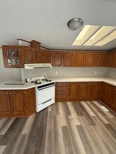 1018 Washington Ave S in Bemidji, MN - Building Photo - Building Photo