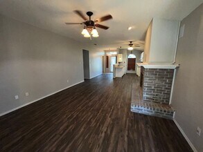 513 N Iola Ave in Lubbock, TX - Building Photo - Building Photo
